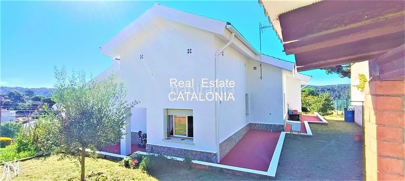 Foto 321bf67a-b6ef-4b59-ac1c-c58f676579f8. Xalet amb xemeneia calefacció aparcament a Lloret Residencial - Montlloret Lloret de Mar