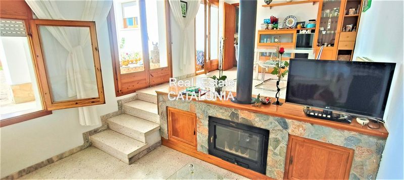 Foto 6a35c26f-dd3a-41a8-95e1-0c12cc9e3fec. Xalet amb xemeneia calefacció aparcament a Lloret Residencial - Montlloret Lloret de Mar