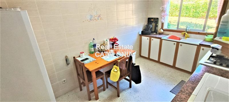 Foto b5ef219a-b350-476f-b9c4-5c1636842dca. Xalet amb xemeneia calefacció aparcament a Lloret Residencial - Montlloret Lloret de Mar