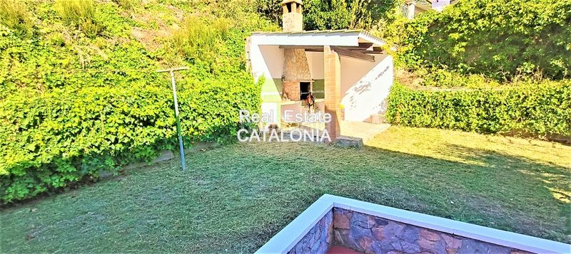 Foto f5886863-aa54-4153-b157-f4146cea24e4. Xalet amb xemeneia calefacció aparcament a Lloret Residencial - Montlloret Lloret de Mar