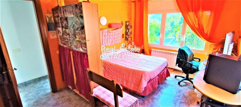 Foto 1e91b2d2-7e4e-4870-9964-47c6e68827e2. Xalet amb xemeneia calefacció aparcament a Roca Grossa Lloret de Mar