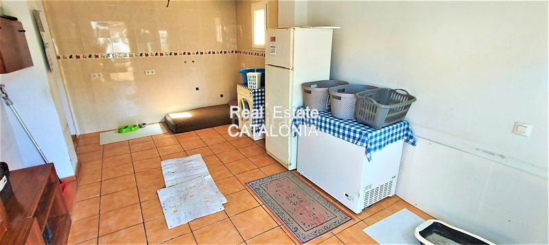 Foto 39805ea8-8414-4ff5-9fc6-7c7eb079469b. Xalet amb xemeneia calefacció aparcament a Roca Grossa Lloret de Mar