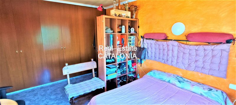 Foto b2af3fb1-d919-4ea6-a47a-ad09686dd108. Xalet amb xemeneia calefacció aparcament a Roca Grossa Lloret de Mar