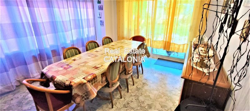 Foto c8d0d8d7-9dfb-4545-9bd8-394a42f3a83b. Xalet amb xemeneia calefacció aparcament a Roca Grossa Lloret de Mar