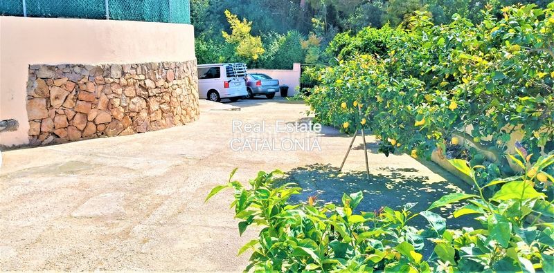 Foto dad891ef-f512-40ce-8405-80df04d336a3. Xalet amb xemeneia calefacció aparcament a Roca Grossa Lloret de Mar