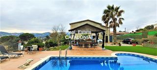 Chalet in Terrafortuna - Puig Ventós. Casa con piscina cerca de la playa de lloret de mar