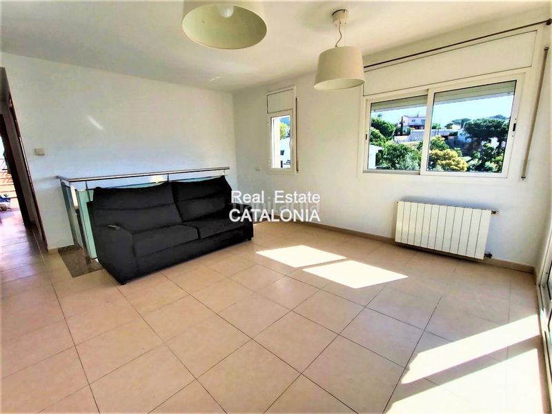 Foto d0a2aeb3-8fef-4220-a932-a421dfacd9c7. Casa adossada amb calefacció aparcament a Lloret Residencial - Montlloret Lloret de Mar