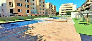 Apartament  Carrer de can xanca 27. Piso soleado con piscina + parquing + trastero en santa clotilde