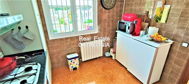 Foto 45ce128b-c7b8-44e3-9915-2e2048847108. Xalet amb xemeneia calefacció aparcament piscina a Lloret de Mar