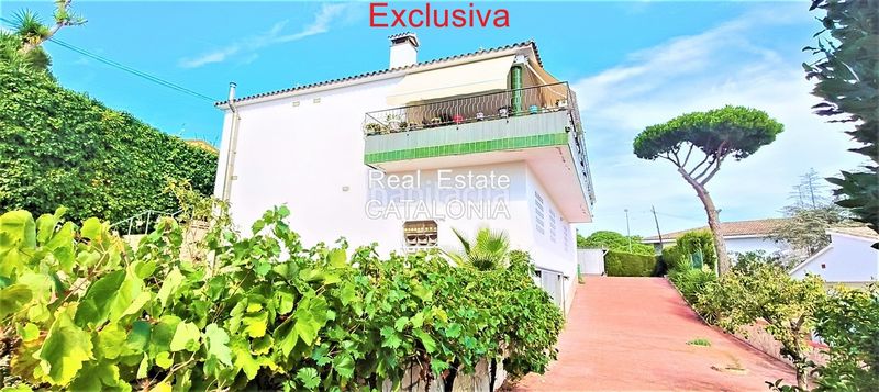 Foto 48a3ab4d-db62-4715-b049-7acf1a5e603a. Chalet con camino riscaldamento parcheggio in Condado del Jaruco - Puigventós Lloret de Mar