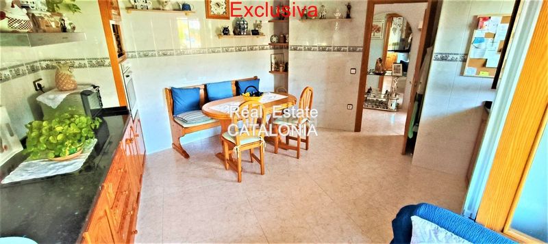 Foto af1e9782-e567-401f-93bc-c0088f4c4007. Chalet con camino riscaldamento parcheggio in Condado del Jaruco - Puigventós Lloret de Mar