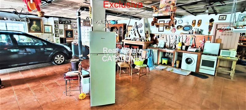 Foto f6d259df-7c81-4bce-b434-982f72f981b8. Chalet con camino riscaldamento parcheggio in Condado del Jaruco - Puigventós Lloret de Mar