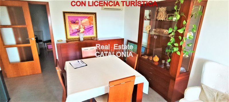 Foto 427d1c20-08fa-40a4-87fb-06c5cd30c3c2. Xalet amb xemeneia calefacció aparcament a Roca Grossa Lloret de Mar