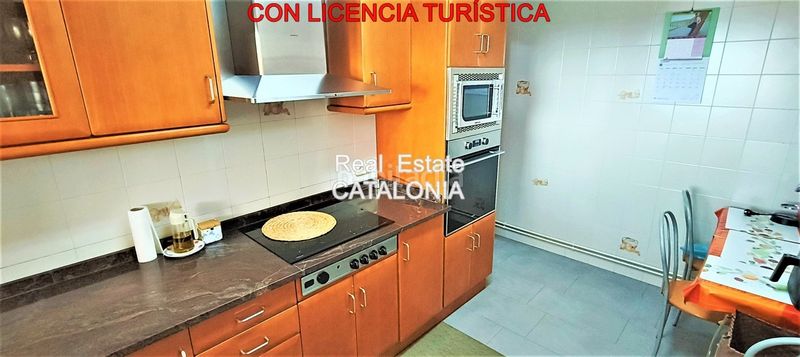 Foto 43243dbd-25d3-4619-a2ba-0327dd707aba. Xalet amb xemeneia calefacció aparcament a Roca Grossa Lloret de Mar