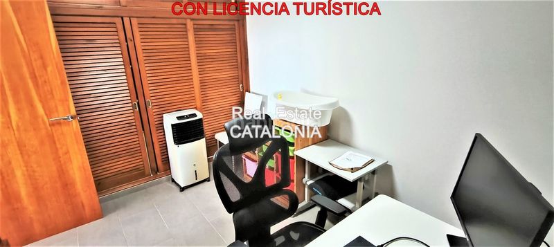 Foto 8f8c90ca-0ef6-429b-8c33-1abf7af65919. Xalet amb xemeneia calefacció aparcament a Roca Grossa Lloret de Mar