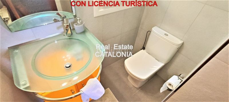 Foto c9c866c7-d081-4af9-a23e-be3fa503e5c5. Xalet amb xemeneia calefacció aparcament a Roca Grossa Lloret de Mar