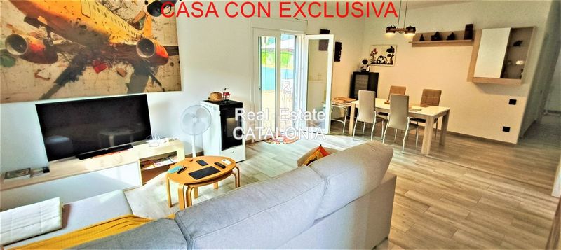 Foto 15409bc9-711f-40fd-8b57-5514ae8273b2. Chalet with fireplace heating pool in Lloret Blau - La Creu de Lloret Lloret de Mar
