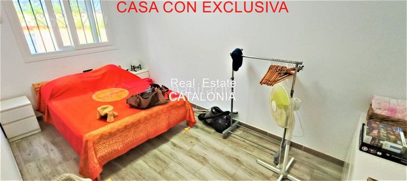 Foto 7c9a0a7d-cdfa-4ae3-bd22-419e39bd2b99. Chalet with fireplace heating pool in Lloret Blau - La Creu de Lloret Lloret de Mar