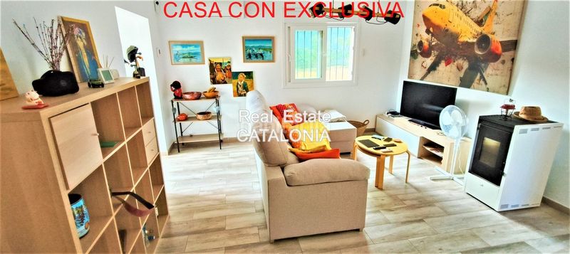 Foto a54881a6-638d-486f-b0cf-6f751a343ec5. Chalet with fireplace heating pool in Lloret Blau - La Creu de Lloret Lloret de Mar