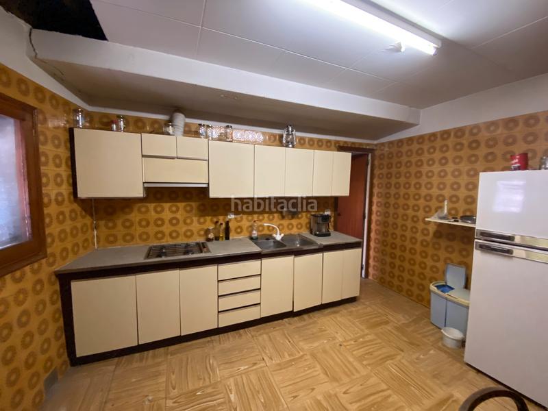 Foto 4c69ffd0-c44a-4296-a247-714e32fe2499. Casa bifamiliare con parcheggio in Castellserà
