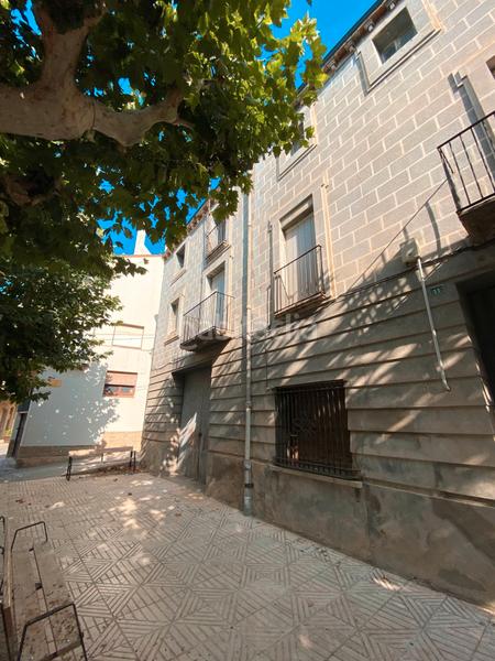 Foto 55d1971c-5480-4935-b65d-0e880627f242. Casa bifamiliare con parcheggio in Castellserà