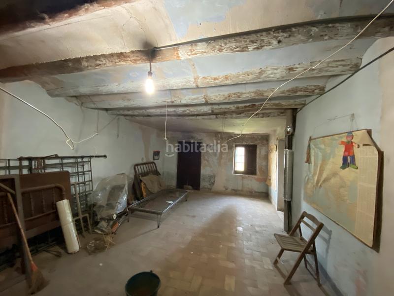 Foto da0688e4-cb72-43c8-8e0b-4e0bd4b58ec9. Casa bifamiliare con parcheggio in Castellserà