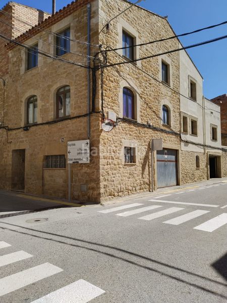Foto 64a72a65-28cd-4ed9-836f-eb1632bc392b. Masia amb xemeneia calefacció aparcament a Cervià de les Garrigues