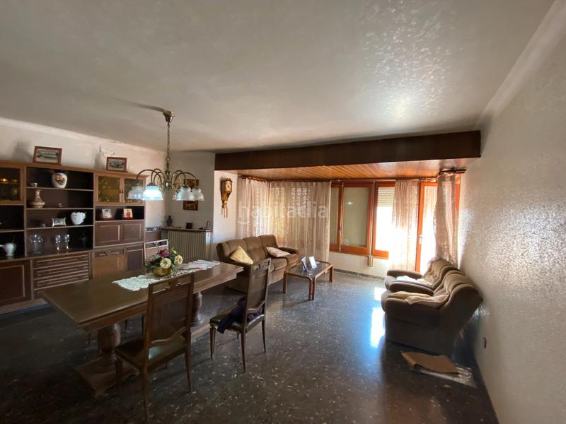 Foto 2c7d3cad-91cb-4fc9-b023-40d4fb84ba6a. Casa bifamiliare con riscaldamento parcheggio in Linyola