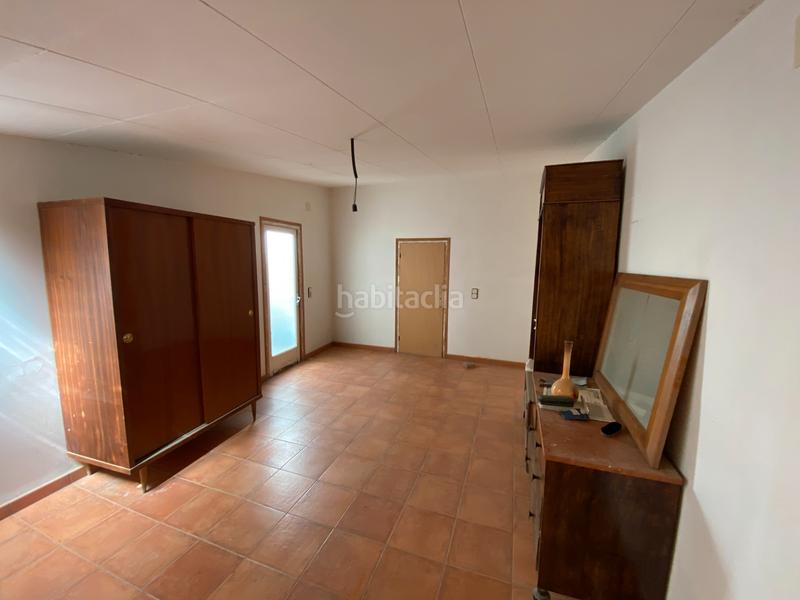 Foto f620083b-a7f6-4460-a9ae-99e21ea13614. Casa bifamiliare con riscaldamento parcheggio in Linyola