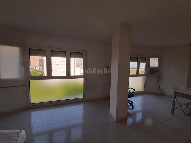 Foto 3583cae0-9708-46c6-a769-b37615a3b1da. Estudio en Mollerussa