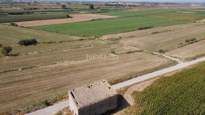 Foto 37ef05e2-497b-4be3-8b54-74d8cf549346. Finca rústica a carrer cristòfol colom 5 a Bellvís