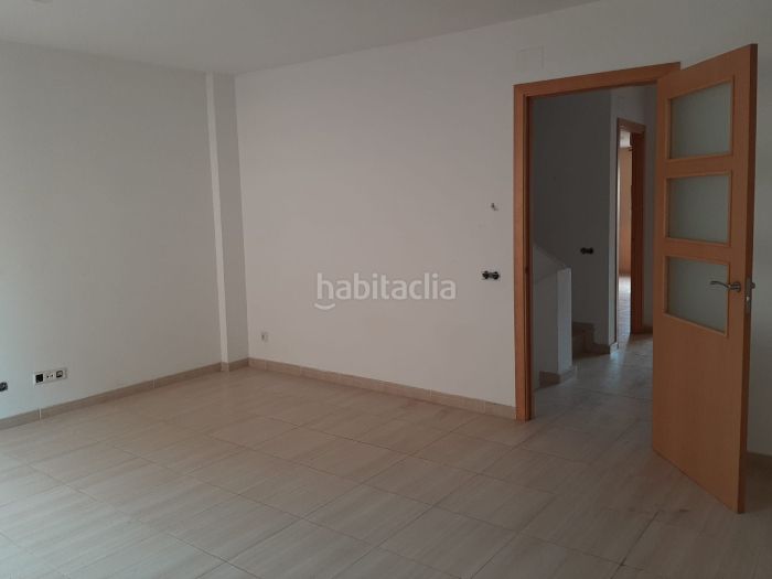 Foto 3511ba3e-778f-4c37-a8af-995155f3dbfa. Casa en avinguda de montserrat 66 casa chalet en venta , lleida en Arbeca