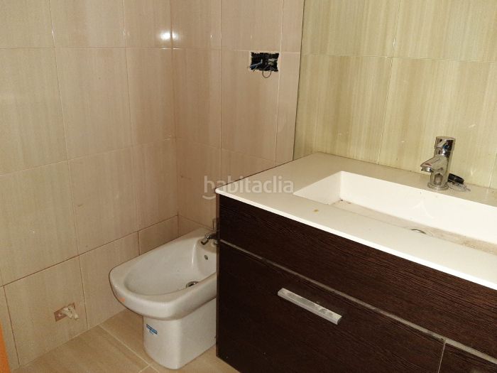 Foto 8183de20-5ac6-48c4-8e6f-b74cf83b3a0f. Casa en avinguda de montserrat 66 casa chalet en venta , lleida en Arbeca