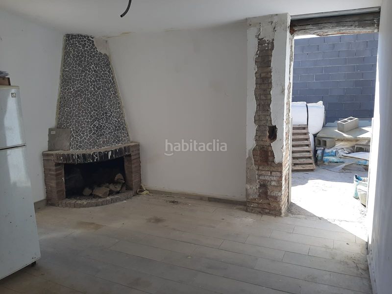 Foto d97cf858-426b-4bcb-ad94-8d2879597f3c. Nau industrial a Balaguer