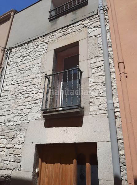 Foto 0dd73554-cd3f-4922-9532-766fc4079159. Casa aparellada a Belianes