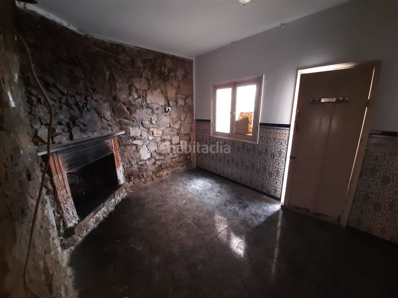 Foto 7497aafa-25e2-4760-adb8-f34c74d6772a. Casa aparellada a Belianes