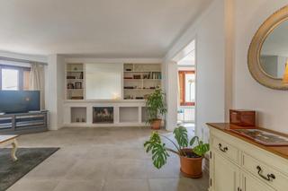 Flat  D´elcano. Piso de 3 habitaciones y espectacular terraza con vistas en puer
