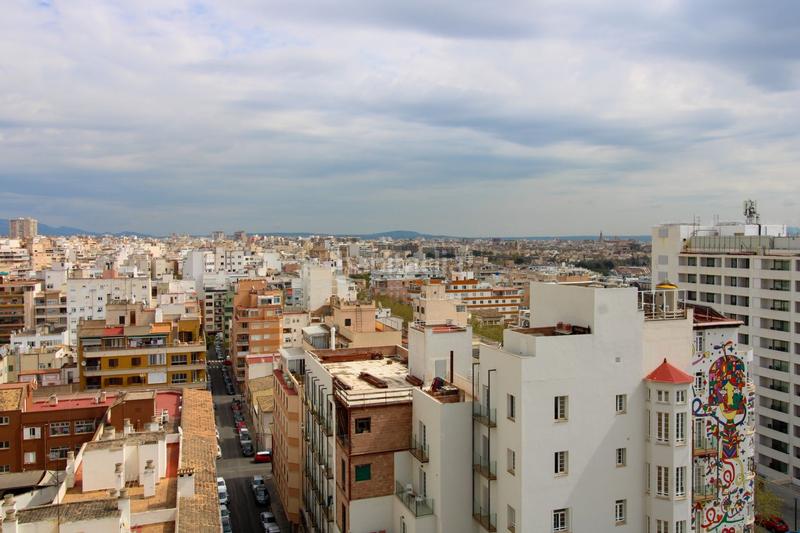 Foto c1cce690-f1f7-4a60-bb7a-fc97636656f9. Dúplex amb calefacció a Son Armadams Palma de Mallorca