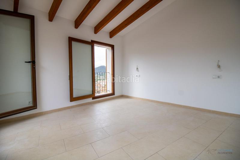 Foto 41f5a849-30f7-4b0a-b6dd-946513ec54e5. Casa  con espectaculares vistas a las montañas construida en el año 2011! en Andratx