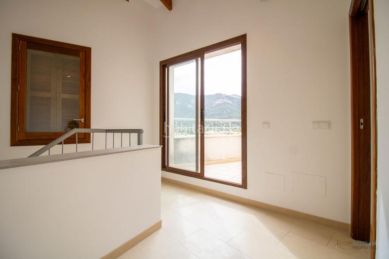 Foto 660967c3-7104-4931-9c32-456b1078af41. Casa  con espectaculares vistas a las montañas construida en el año 2011! en Andratx
