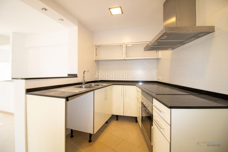 Foto e5c1d319-8107-4334-87d6-fa23fcf7afbe. Casa  con espectaculares vistas a las montañas construida en el año 2011! en Andratx