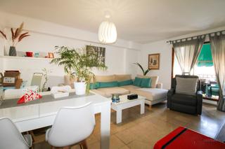 Flat  Antoni ribas. Piso de 97m2 a 900 metros del mar en la privilegiada zona de pal