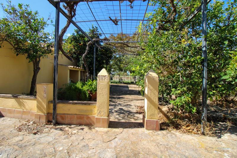 Foto 1c1866bf-6311-45be-8384-4663782e072f. Fondo rustico in Santa Eugènia