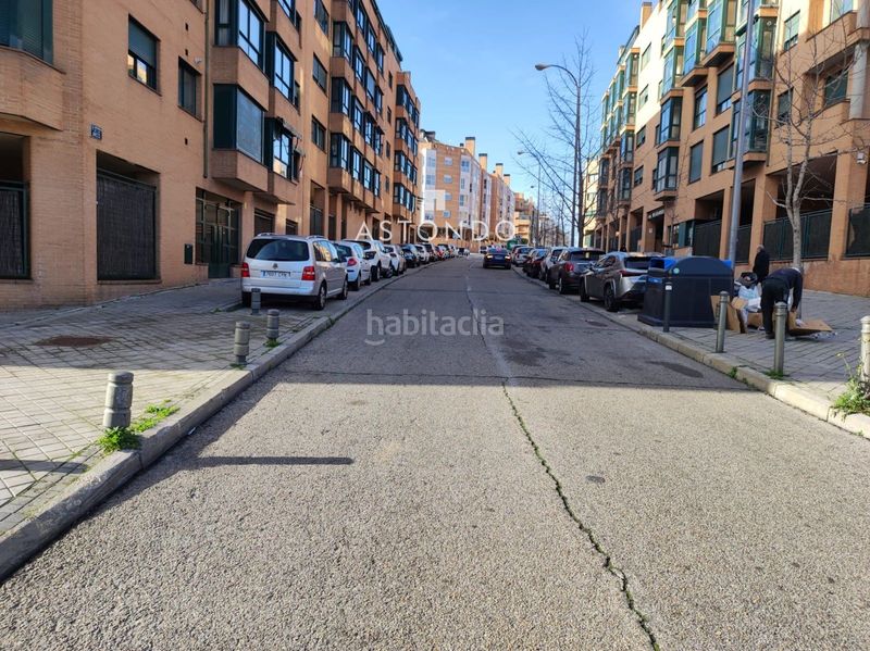 Foto 9ce22b31-939e-46b4-9a82-cc599ced4e50. Miete autoparkplatz in Palomas Madrid