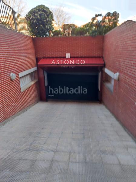 Foto 61e4b6c1-53a4-48c6-908c-38eaad0cce19. Alquiler parking coche en avda. papa negro se alquila plaza de garaje en parking cerrado. precio 90 más iva en Madrid