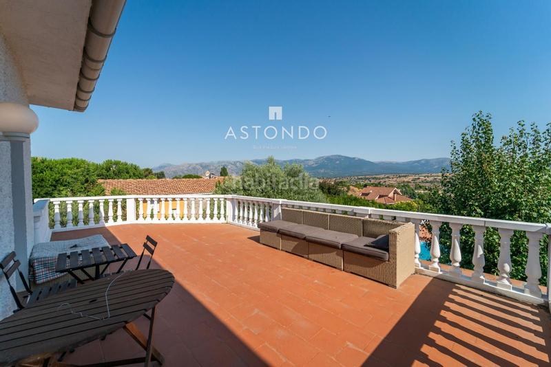 Foto a45bc875-349e-484e-a1ee-81e2d78bd1a9. Chalet con riscaldamento parcheggio piscina in Soto del Real