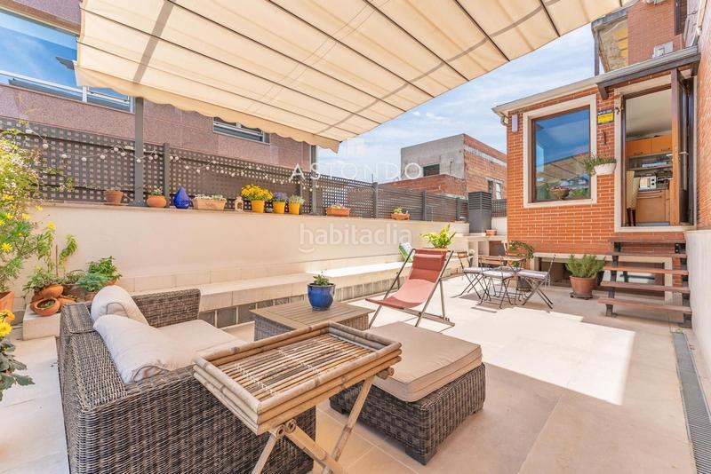 Foto 3b7da0fb-c576-4af7-8d5f-9a30226a6d9f. Reihenhaus mit heizung parking pool in Canillas Madrid