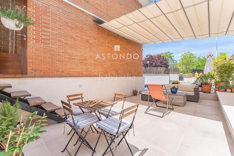 Foto 87658c52-7914-4287-a075-b56bc5bf3156. Reihenhaus mit heizung parking pool in Canillas Madrid