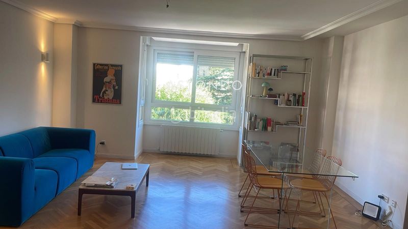 Foto 5eef1112-6798-4005-b9f3-7ab72a71336f. Rent flat with heating parking pool in Pinar del Rey Madrid