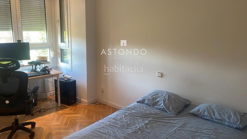 Foto be4ac097-7b41-4056-bd53-a9e698f46055. Rent flat with heating parking pool in Pinar del Rey Madrid